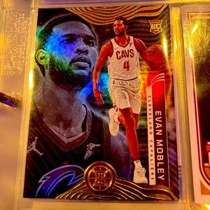 Evan Mobley Rookie Card